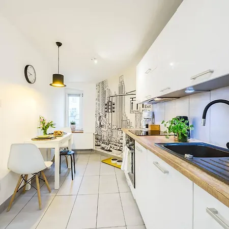 Sweet Old Town By Kramm Apartment Poznan