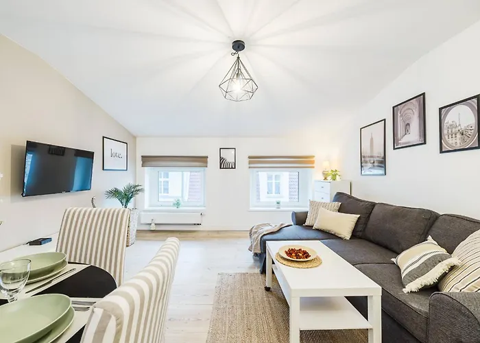 Sweet Old Town By Kramm Apartment