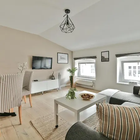 Apartment Sweet Old Town By Kramm