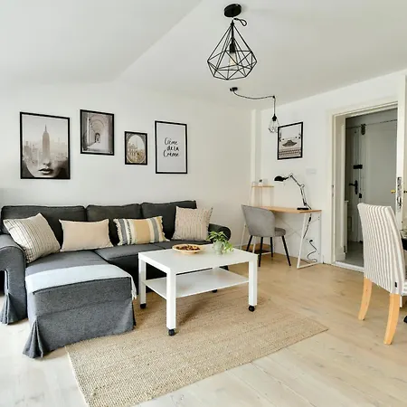 Apartment Sweet Old Town By Kramm *