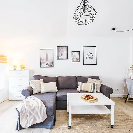 Sweet Old Town By Kramm Apartman